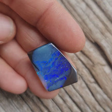 25.92ct Free-form Boulder Opal