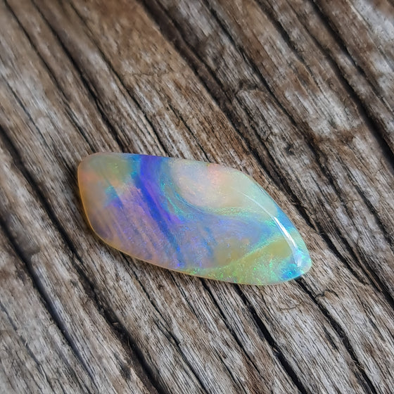 10.50ct Freeform Pipe Opal