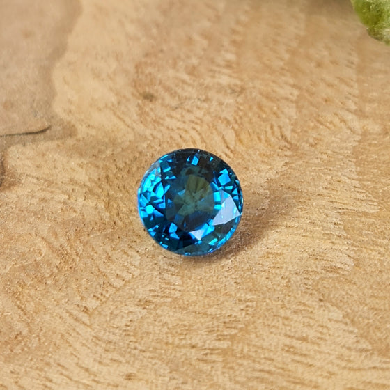 1.77ct Blue Round Cut Zircon