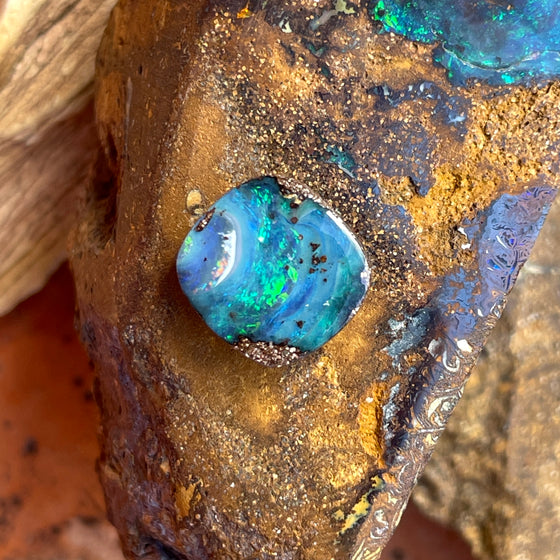 3.95ct Free-form Boulder Opal