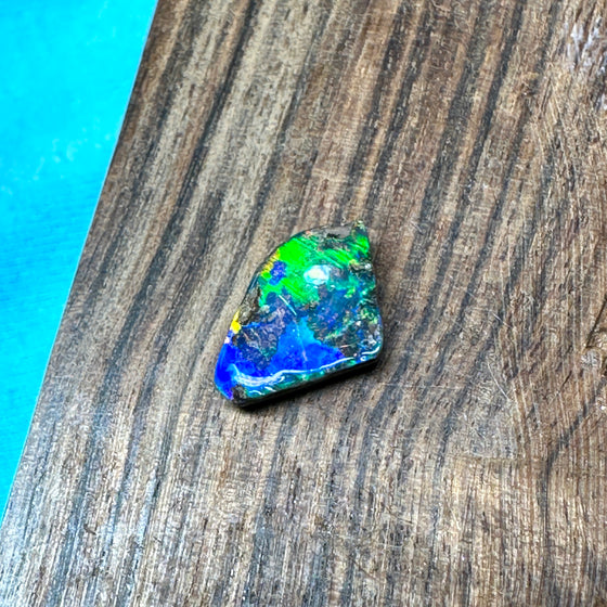 1.4ct Freeform Shape Boulder Opal