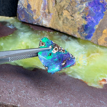  9ct Freeform Triangle Boulder Opal