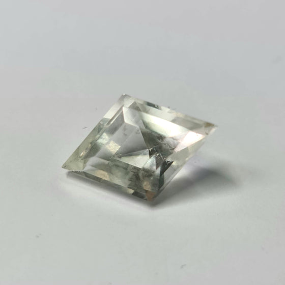 4.57ct Super Fluorescent Hyalite Opal