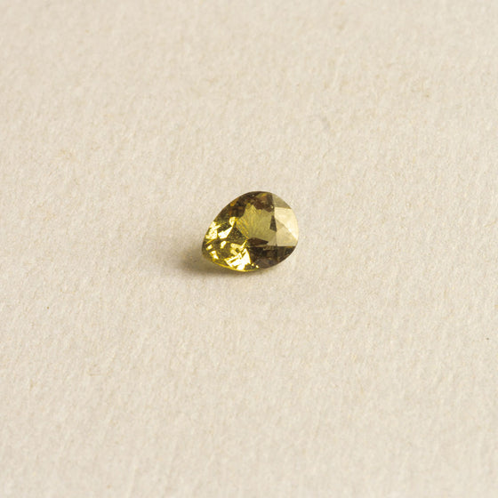 1.19ct Yellow Green Pear Cut Sapphire, loose unmounted sapphire