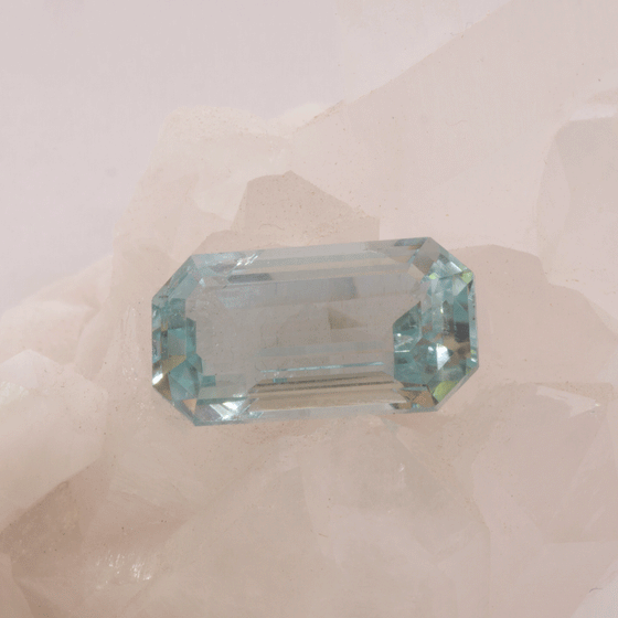 5.84ct Aquamarine in Emerald Cut, Beautiful Blue Aquamarine Gemstone