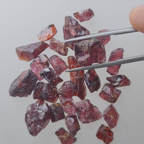 100ct Parcel Garnet Facet Rough Small