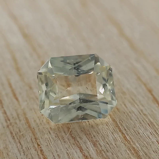 1.50ct Pale Yellow Sapphire Scissor Cut