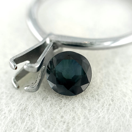 0.80ct Blue Sapphire Round Cut