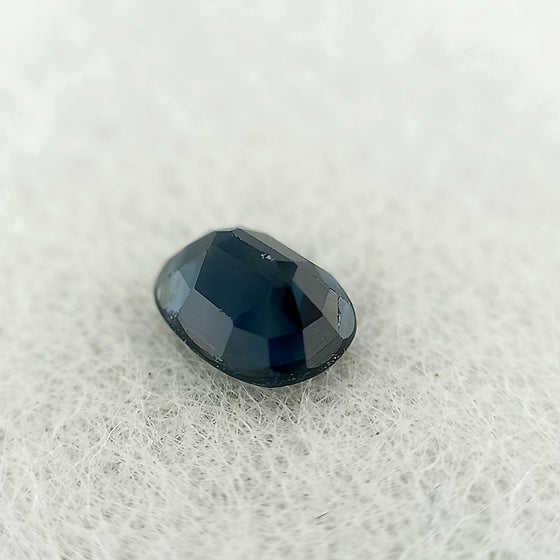 0.90ct Blue Sapphire Oval Cut