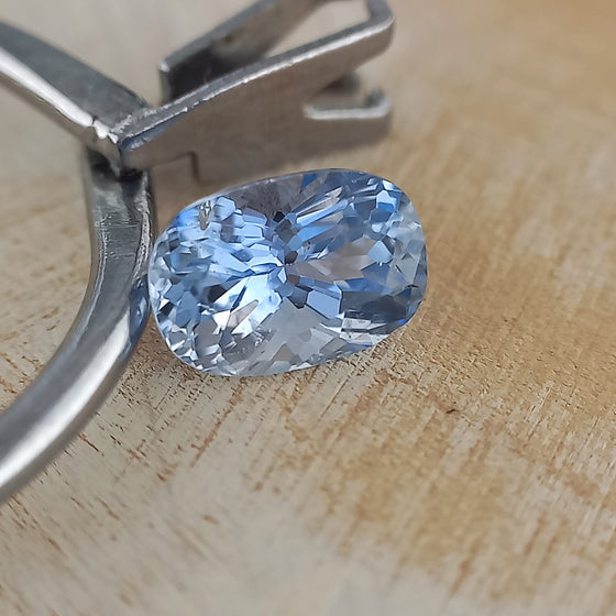 1.08ct Blue Sapphire Oval Cut