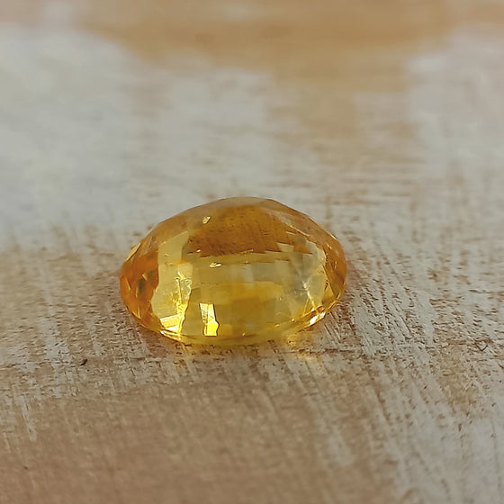 0.88ct Yellow Sapphire Oval Cut