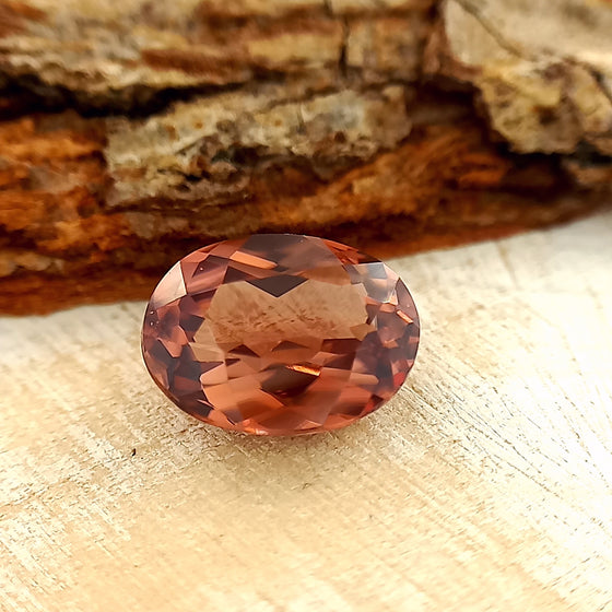 1.56ct Mauve Zircon Oval Cut