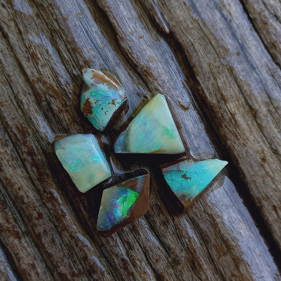 30.5ct TW Boulder Opal Rub Parcel