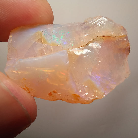 124ct Crystal Pipe Opal