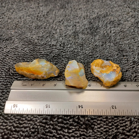 124ct Crystal Pipe Opal