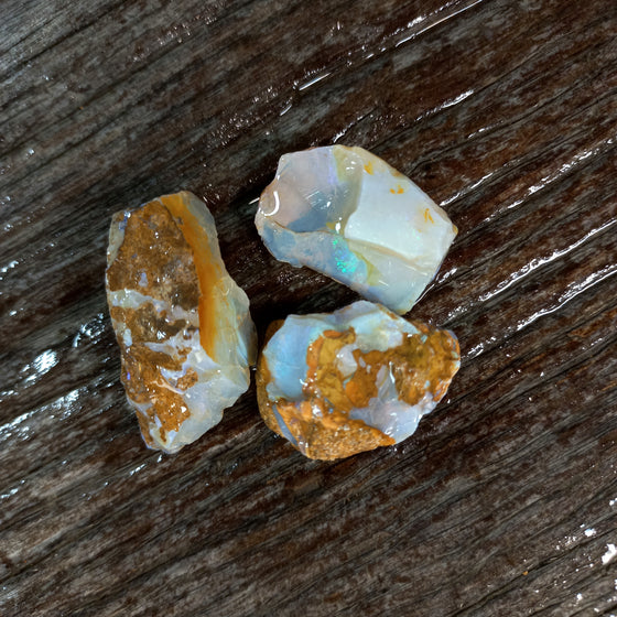 124ct Crystal Pipe Opal
