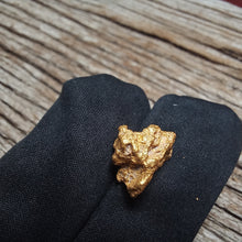  3.852g Australian Gold Nugget ('pendant nugget")