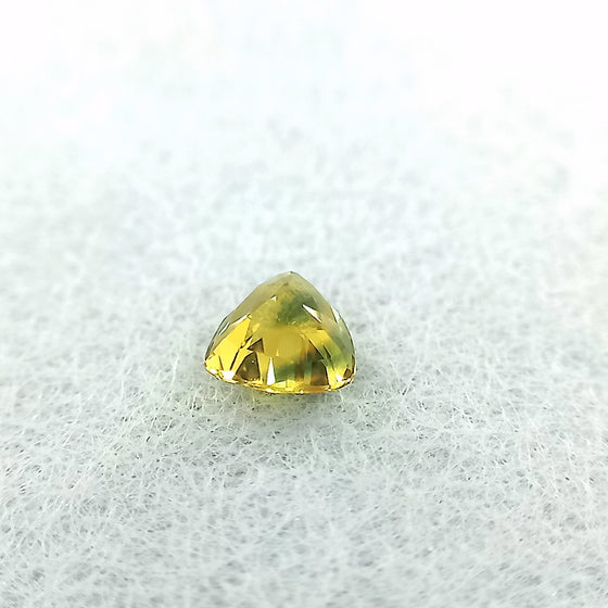 0.70ct Australian Parti Sapphire Trilliant Cut