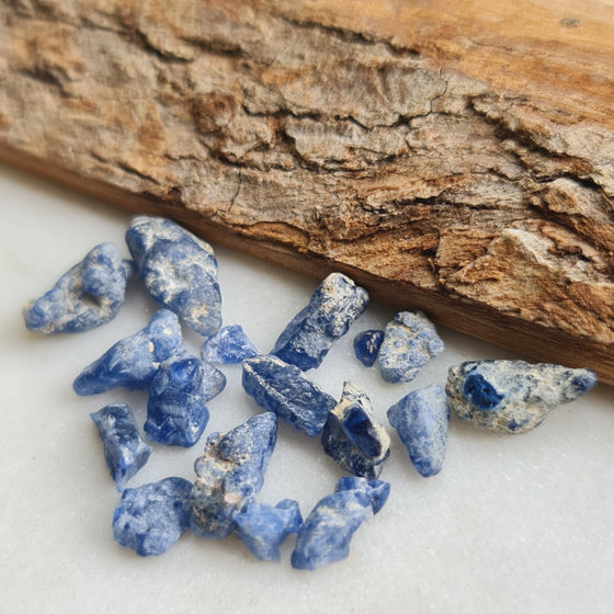 Natural Ceylon Sapphire Rough  Sourced from a former gemmological collection.  Treatment undetermined, possible low temp heat