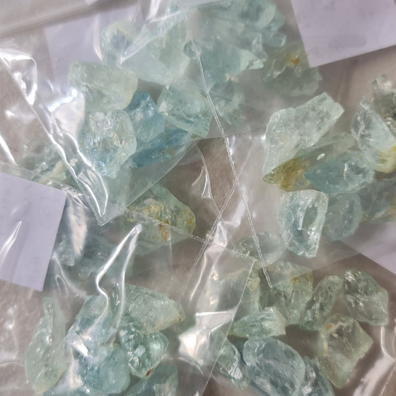 50ct Light Blue / Green Aquamarine Rough Parcels