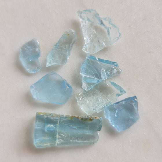 30ct Blue / Greenish Blue Aquamarine Flat / Shard Rough Parcels