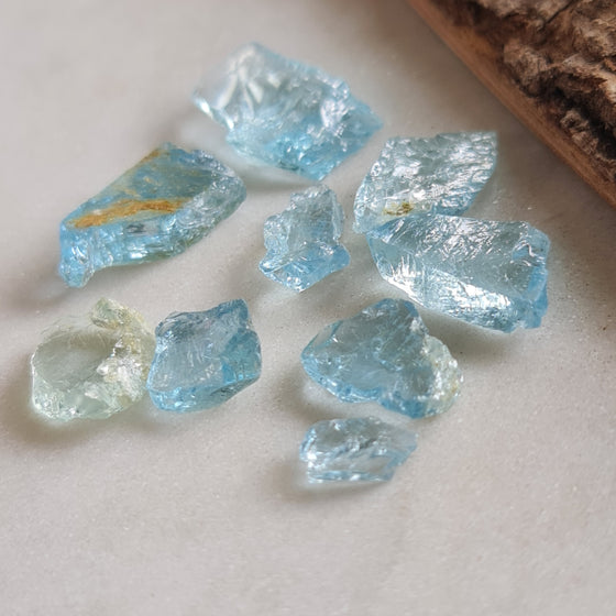 30ct Blue / Greenish Blue Aquamarine Flat / Shard Rough Parcels