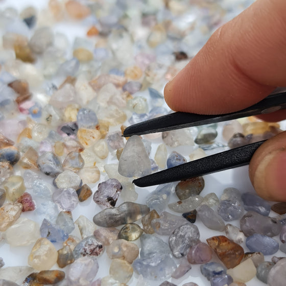 25ct Mixed Colour Ceylon Sapphire Rough Parcel