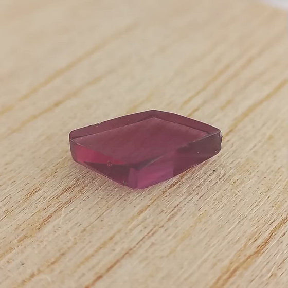 1.85ct Purple Violet Free Form Flat Cut