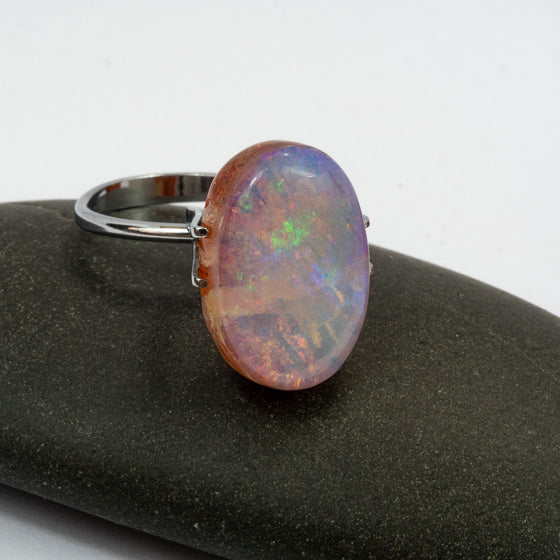 18.84ct Illusion Opal Oval