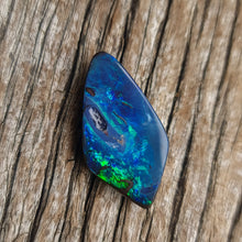  24.71ct Free-form Boulder Opal