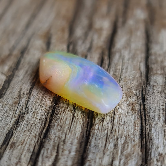 10.50ct Freeform Pipe Opal