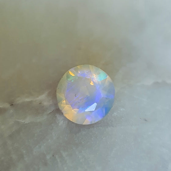 2.64ct Round Cut Opal