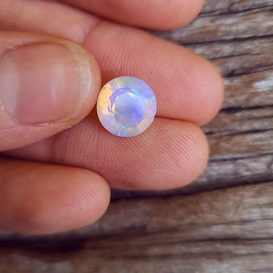 2.64ct Round Cut Opal