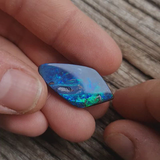 24.71ct Free-form Boulder Opal