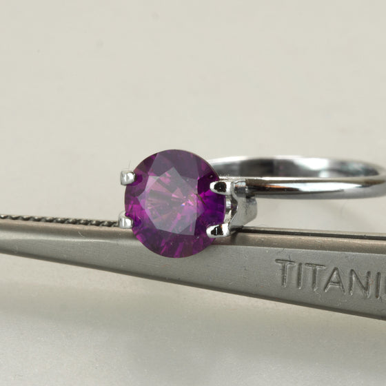 2.04 Violet Sapphire Round Cut