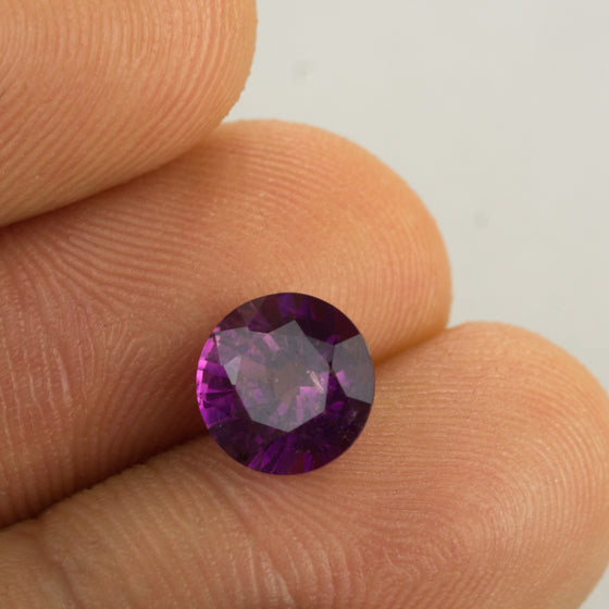 2.04 Violet Sapphire Round Cut
