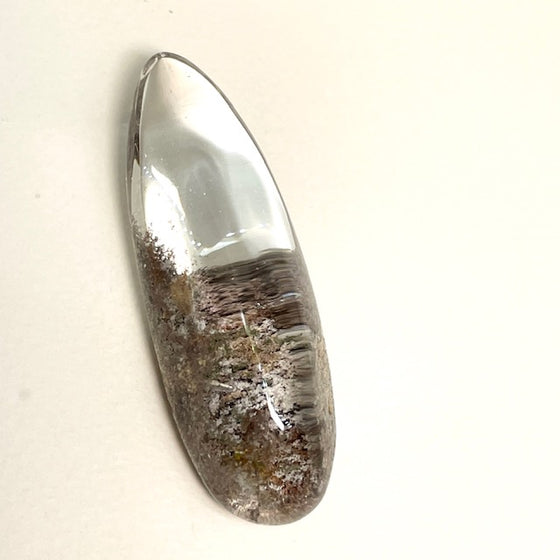 This Chunky pendant piece of Lodolite crystal is very good quality, the crystal is very clear and the inclusions defined. Garden Quartz, also called Inclusion Quartz, or Phantom Quartz