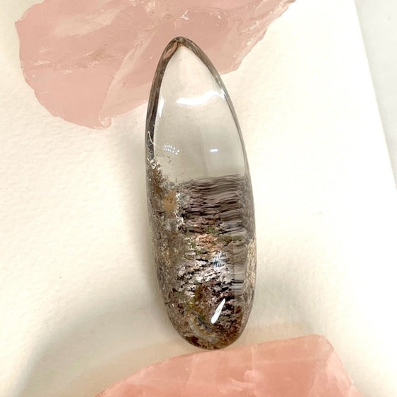 This Chunky pendant piece of Lodolite crystal is very good quality, the crystal is very clear and the inclusions defined. Garden Quartz, also called Inclusion Quartz, or Phantom Quartz