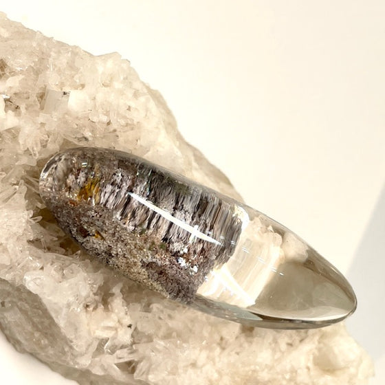 This Chunky pendant piece of Lodolite crystal is very good quality, the crystal is very clear and the inclusions defined. Garden Quartz, also called Inclusion Quartz, or Phantom Quartz